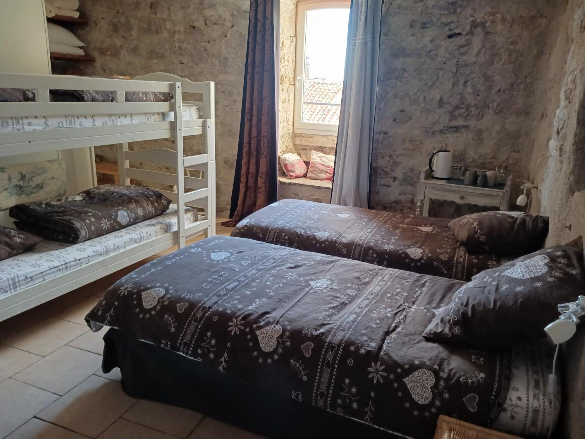 Bed and Breakfast Au coeur du Caylar à Le Caylar Extérieur photo